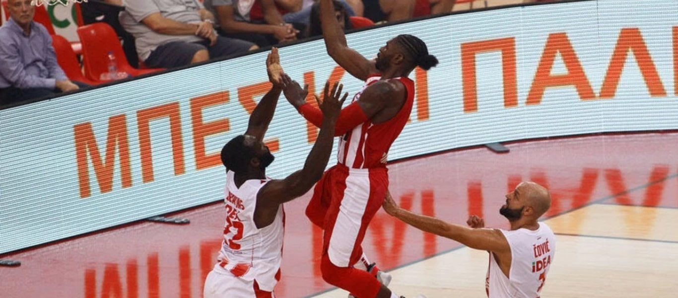 Ολυμπιακός - Ζαλγκίρις: Ο Κ.Κεμζούρα έκανε την «έκπληξη» βάζοντας τον Ο.Μπάλντγουιν αντί του Γ.Τσέρι